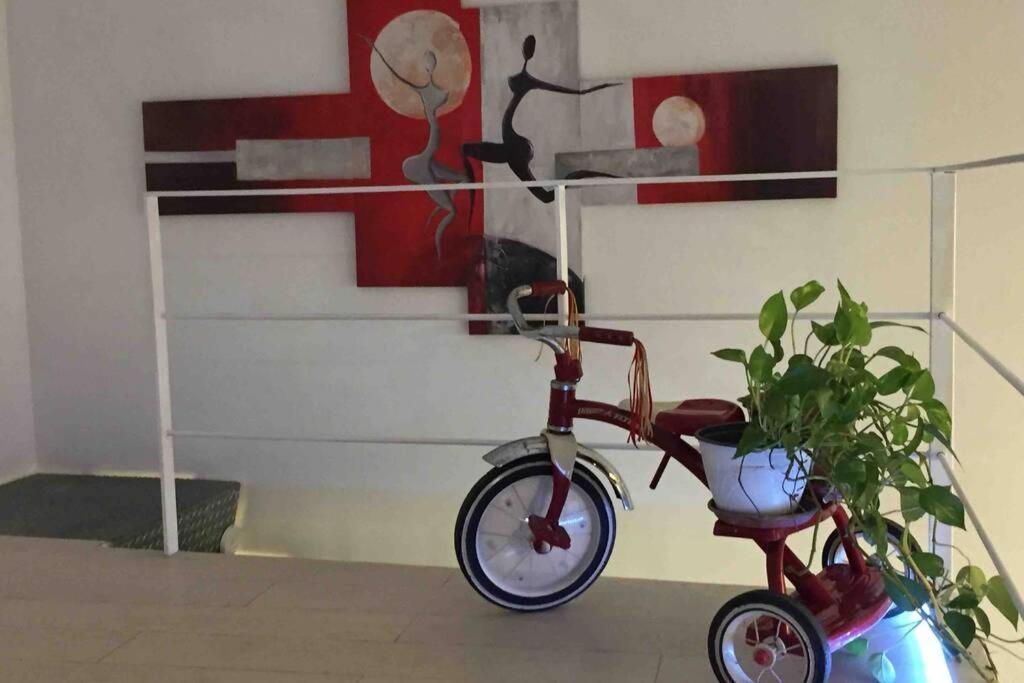 רומא Small Mezzanine Apartment Colosseo מראה חיצוני תמונה